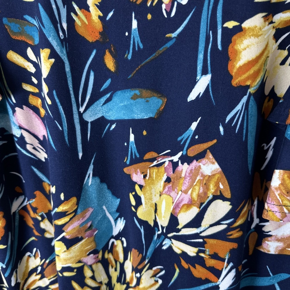 Flying Tomato Floral Ruffle Flutter Sleeve Mocked Neck Top Size Small - Picture 6 of 9